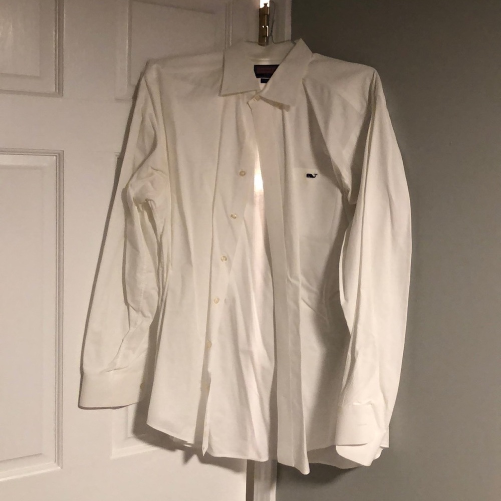 Large vineyard vines white Tucker dress shirt